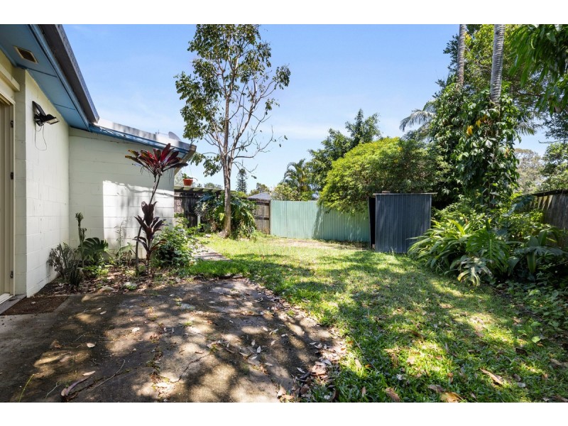10 Crinkle Court, Southport QLD 4215