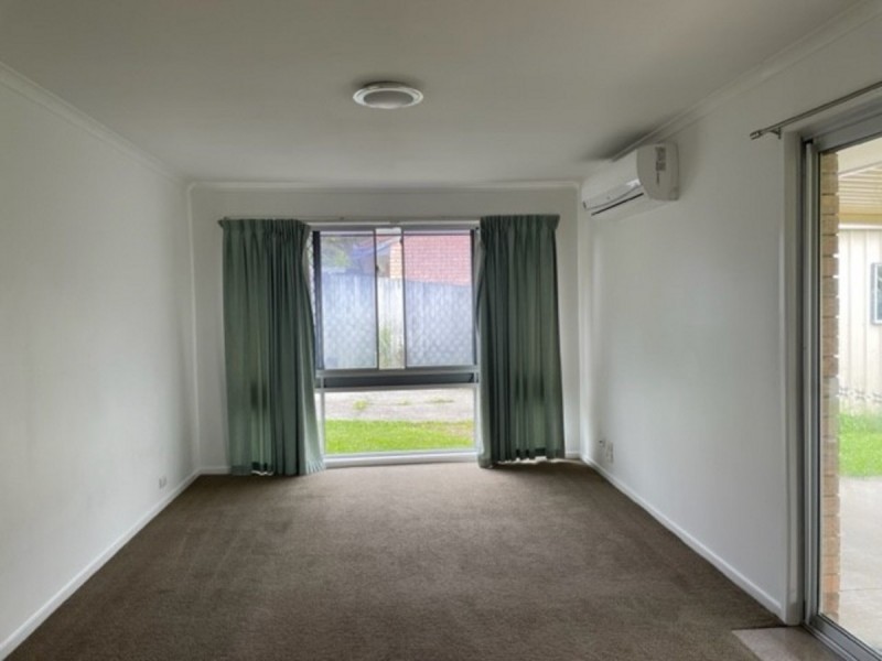 15 Mediterranean Drive, Benowa QLD 4217