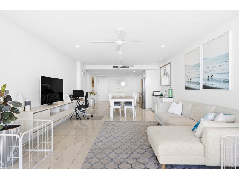 902/388 Marine Parade, Labrador QLD 4215