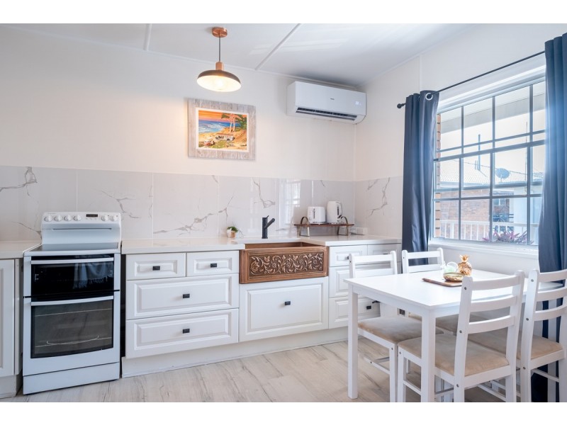 7/16 Peninsular Drive, Surfers Paradise QLD 4217