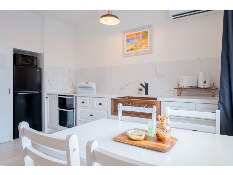 7/16 Peninsular Drive, Surfers Paradise QLD 4217