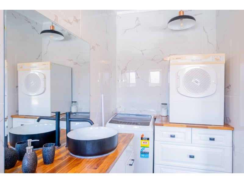 7/16 Peninsular Drive, Surfers Paradise QLD 4217