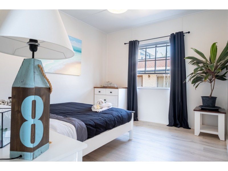 7/16 Peninsular Drive, Surfers Paradise QLD 4217