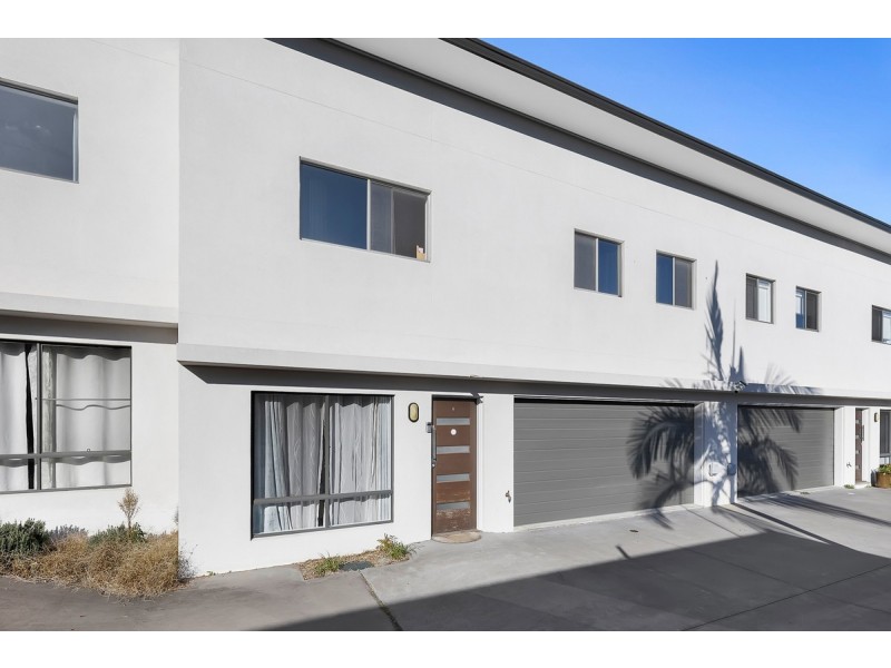 4/36 Margaret Street, Southport QLD 4215