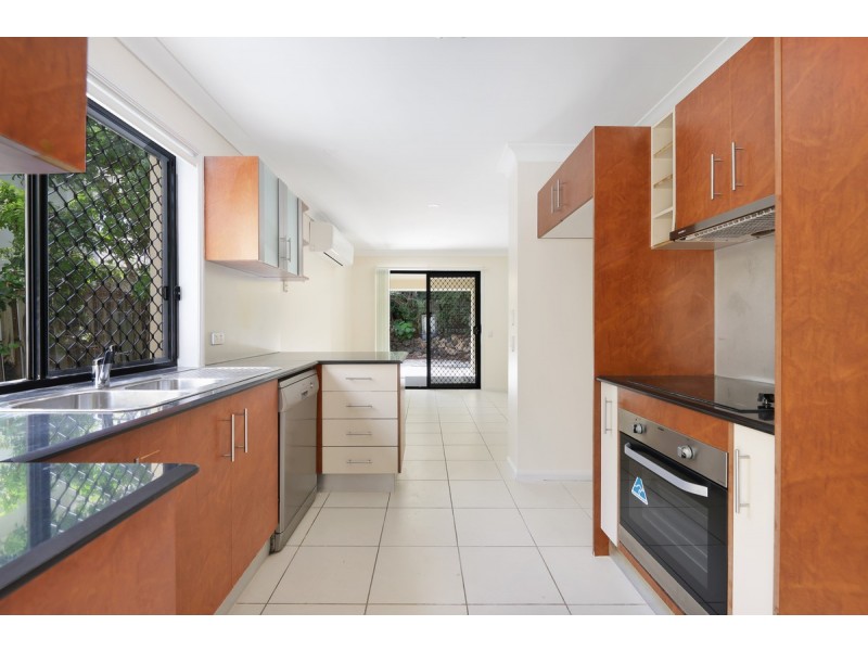 1/33 Melinda Street, Southport QLD 4215