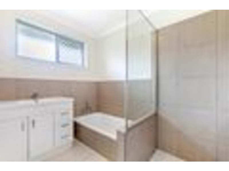 28 Wallace Street, Southport QLD 4215