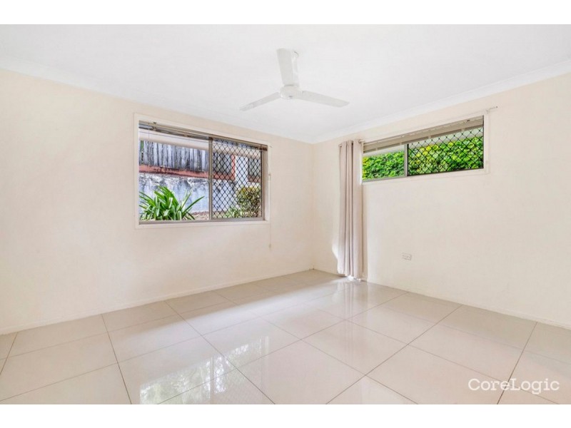 28 Wallace Street, Southport QLD 4215