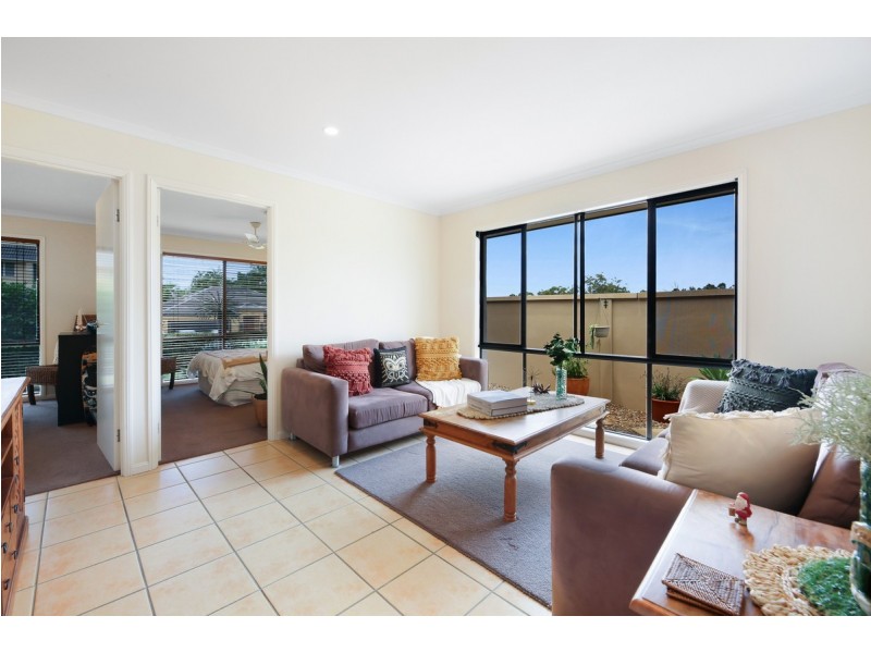 11 Petworth Court, Arundel QLD 4214