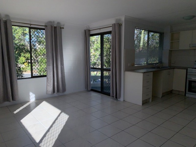 3/151 High Street, Southport QLD 4215