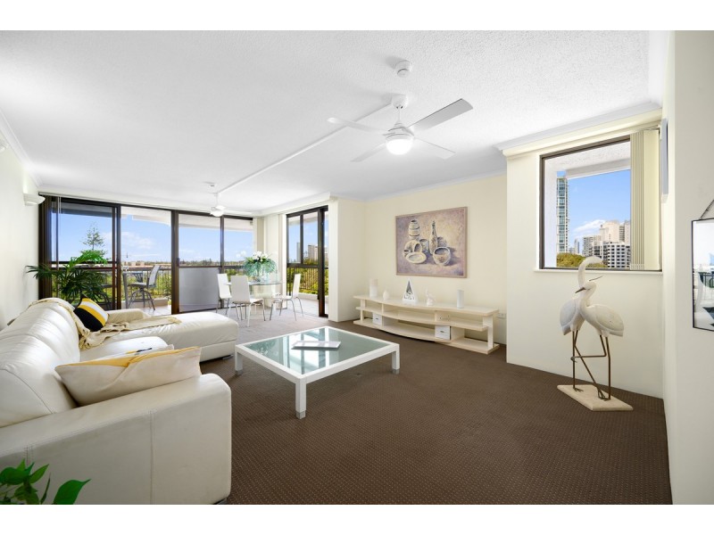 6E/10 Marine Parade, Southport QLD 4215