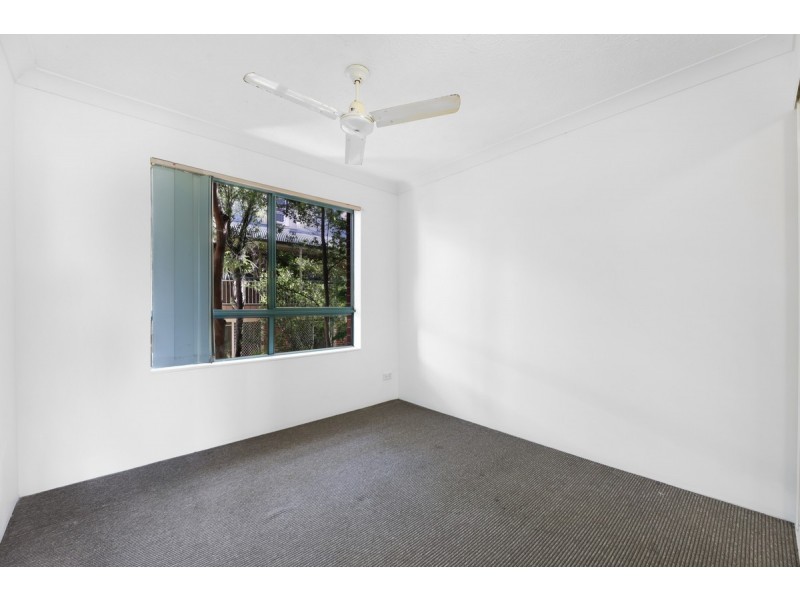 42/45 Pohlman Street, Southport QLD 4215