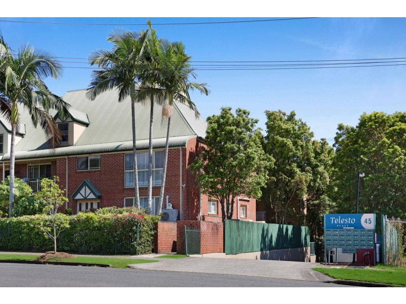 42/45 Pohlman Street, Southport QLD 4215