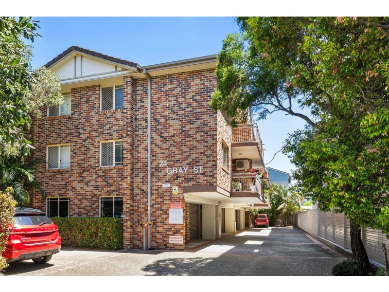 2/22-24 Gray Street, Southport QLD 4215