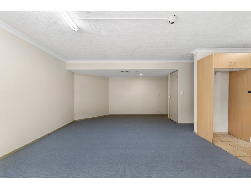 5/6 White Street, Southport QLD 4215