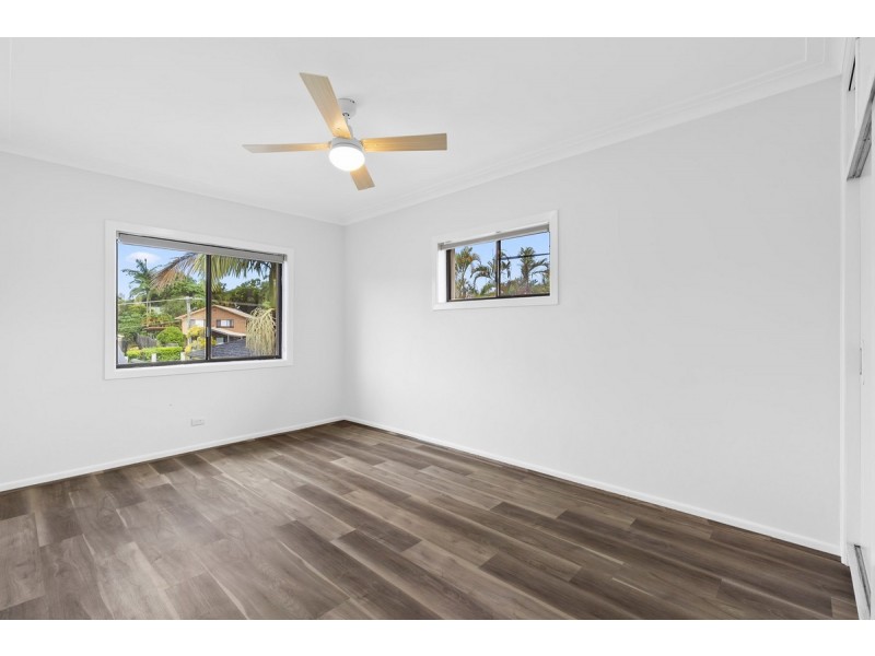 9 Jarmo Crescent, Southport QLD 4215