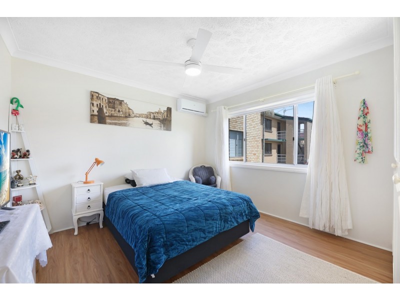 6/264 Marine Parade, Labrador QLD 4215