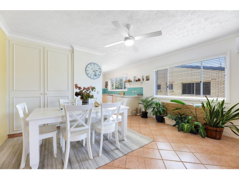 6/264 Marine Parade, Labrador QLD 4215