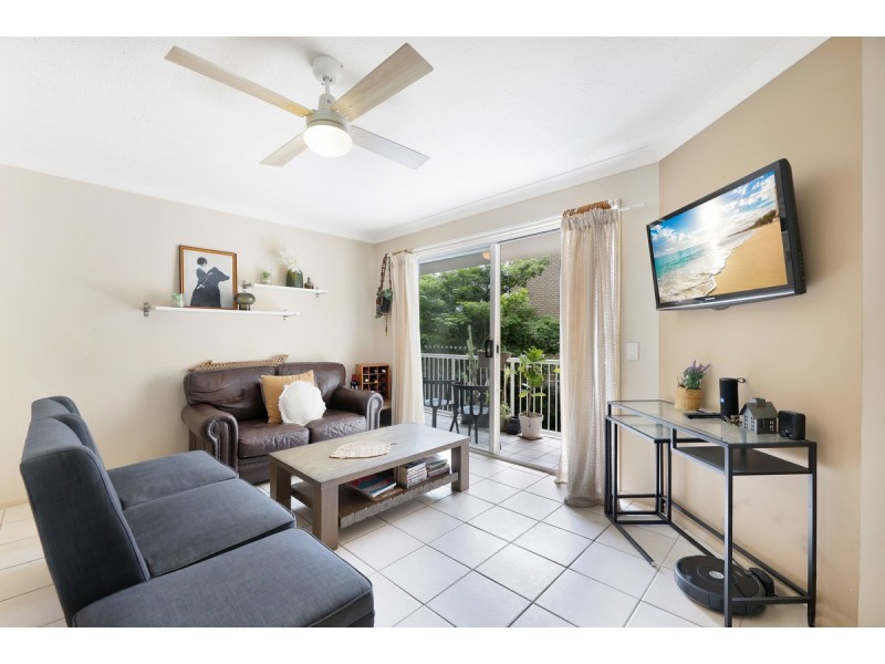 6/16 Whitby Street, Southport QLD 4215