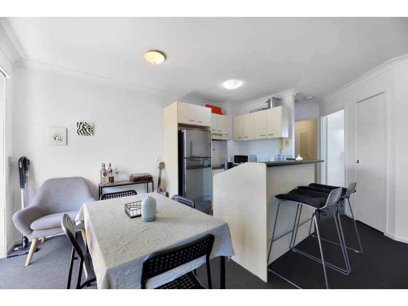 26/14-16 Spendelove Avenue, Southport QLD 4215