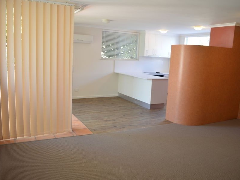 4/14 Lawson Street, Southport QLD 4215