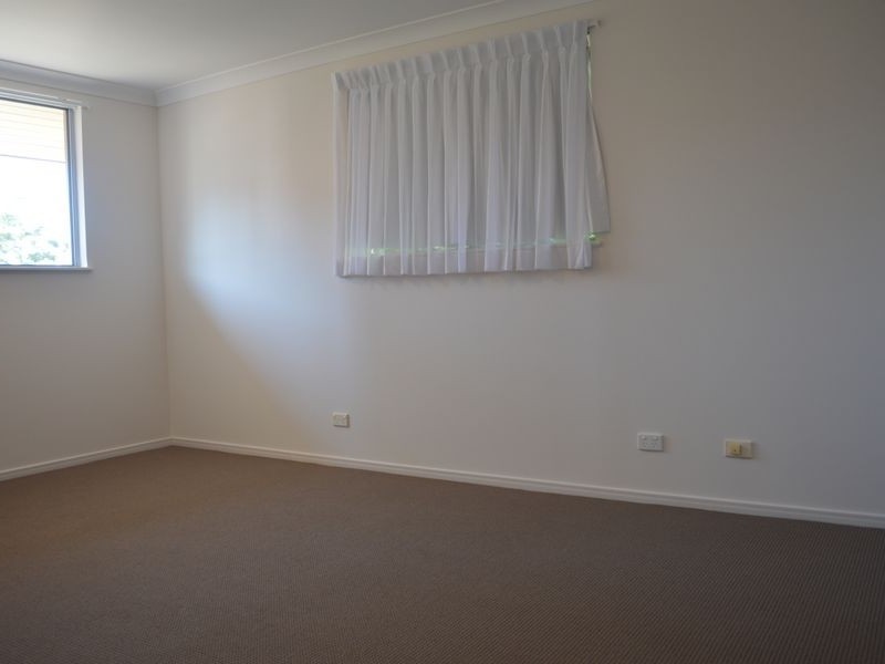 4/14 Lawson Street, Southport QLD 4215