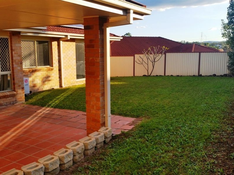 14 Lillywood Circuit, Molendinar QLD 4214