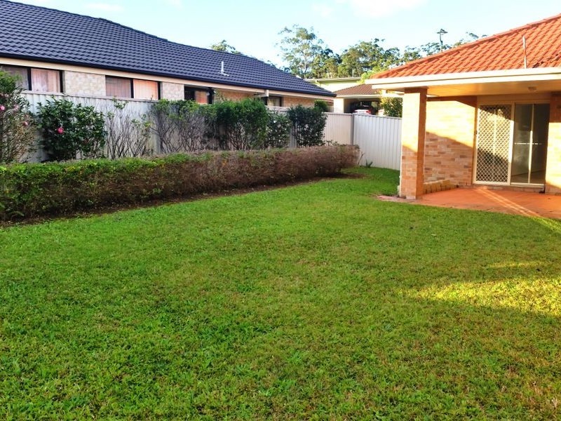14 Lillywood Circuit, Molendinar QLD 4214