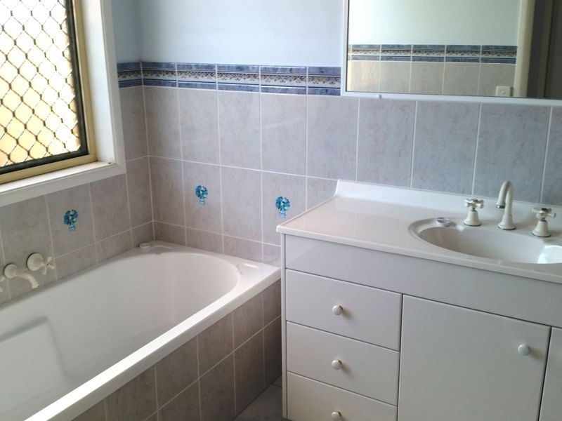 14 Lillywood Circuit, Molendinar QLD 4214