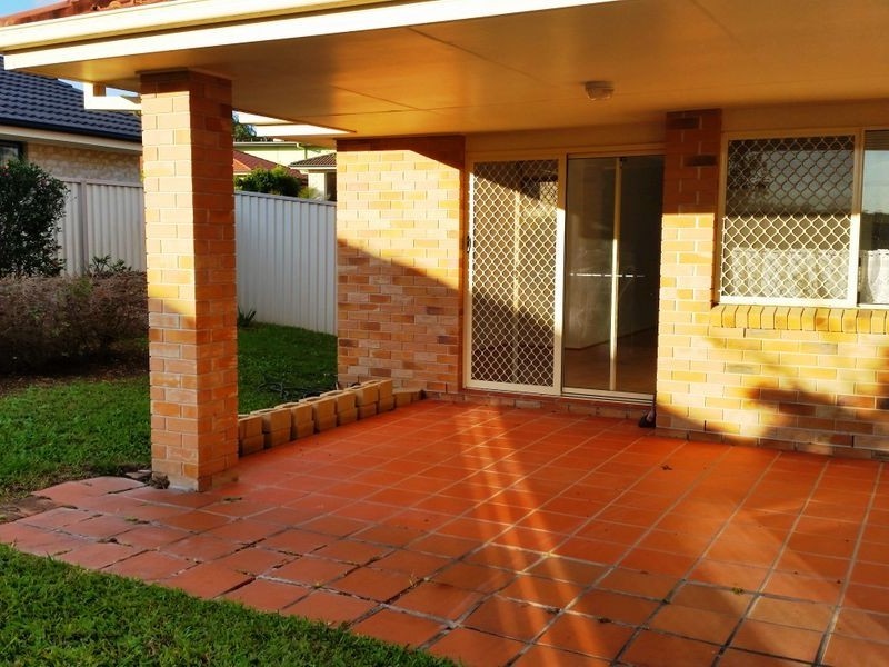 14 Lillywood Circuit, Molendinar QLD 4214