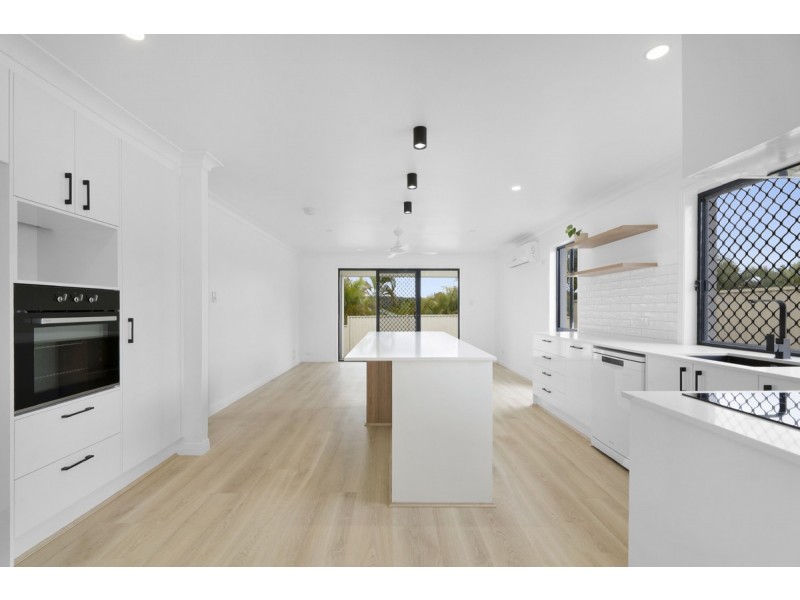 54 Tiger Drive, Arundel QLD 4214