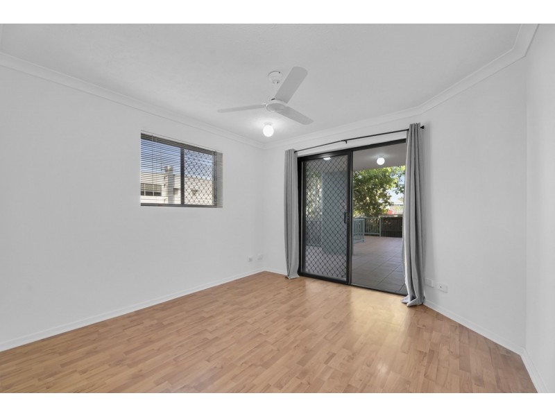 6/6-8 White Street, Southport QLD 4215