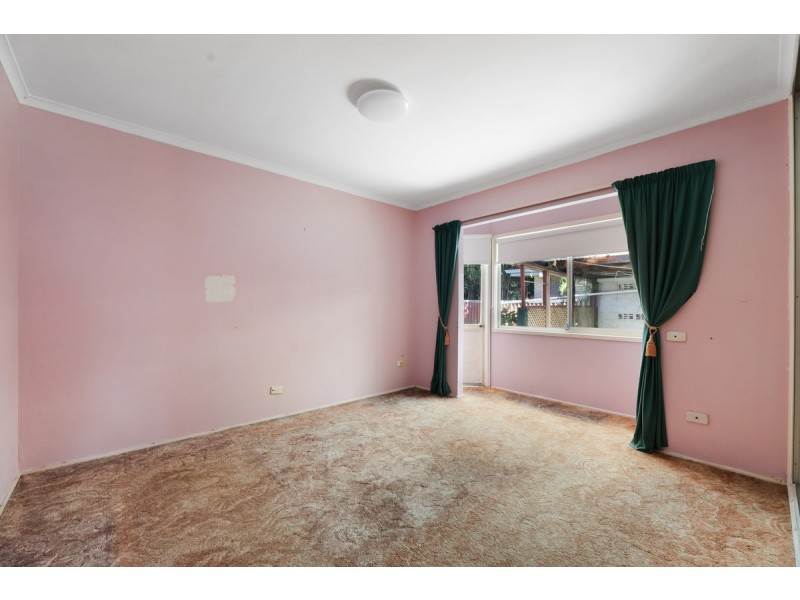 26 Bordeaux Parade, Mermaid Waters QLD 4218