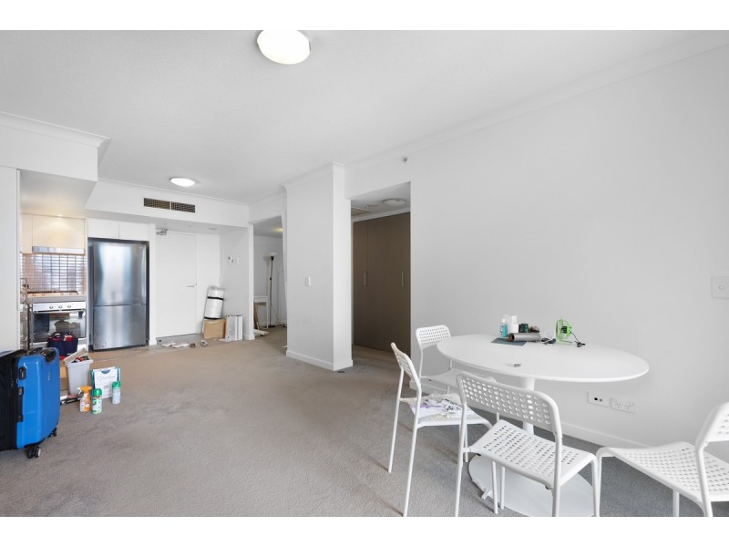 1099/56 Scarborough Street, Southport QLD 4215