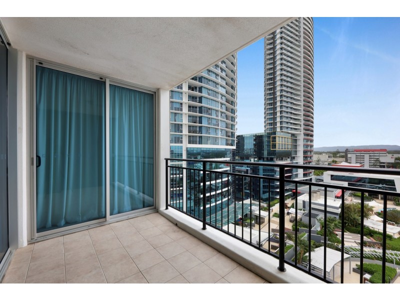 1099/56 Scarborough Street, Southport QLD 4215