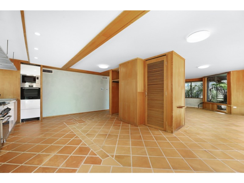 9/66 Marine Parade, Southport QLD 4215