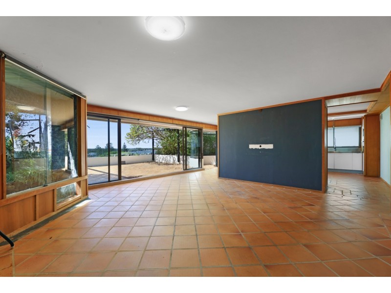 9/66 Marine Parade, Southport QLD 4215