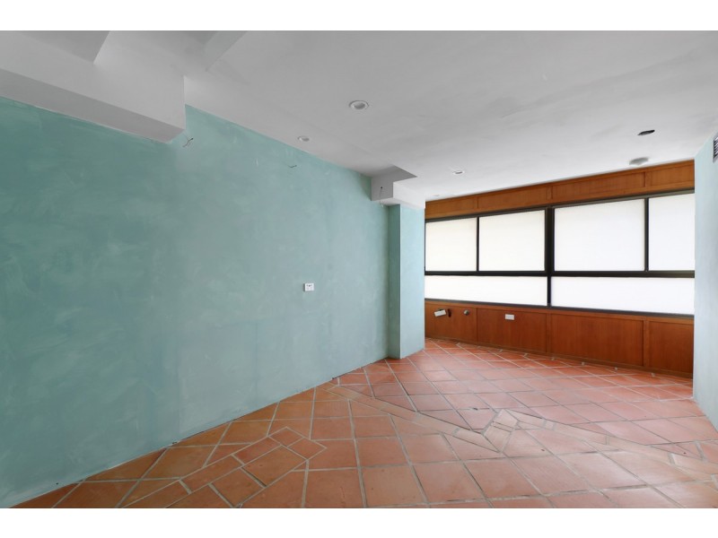 9/66 Marine Parade, Southport QLD 4215