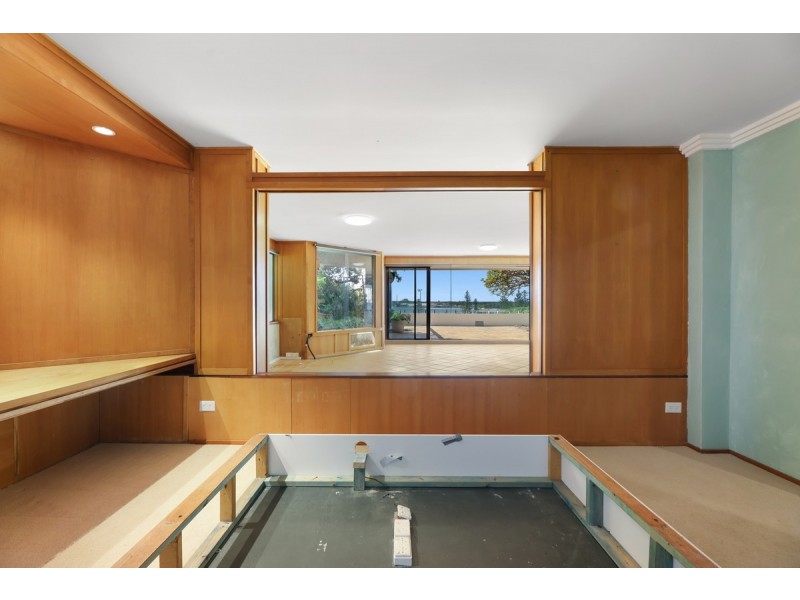 9/66 Marine Parade, Southport QLD 4215