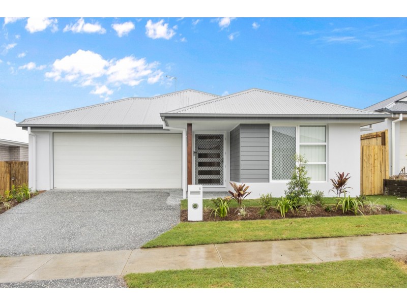 8 Fuji Street, White Rock QLD 4306