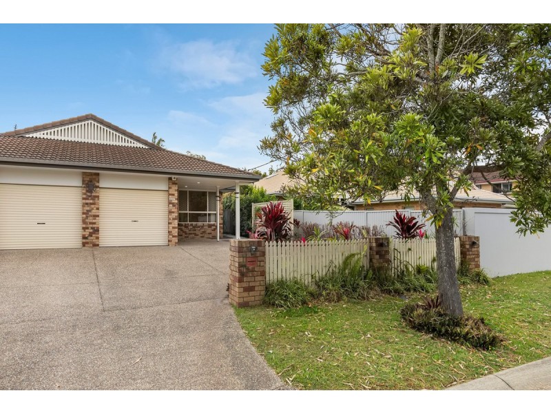 2/17 William Street, Southport QLD 4215