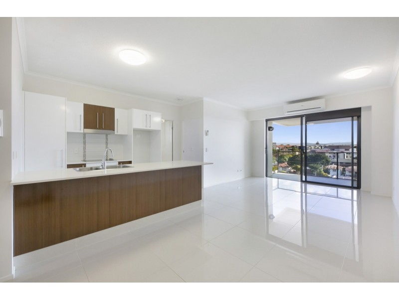 28/171 Scarborough Street, Southport QLD 4215