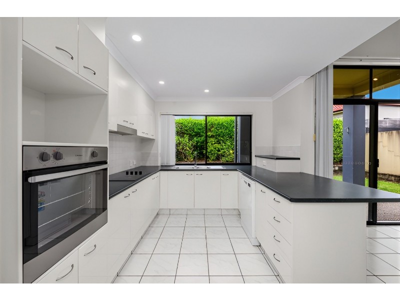 25 Bayswater Avenue, Varsity Lakes QLD 4227