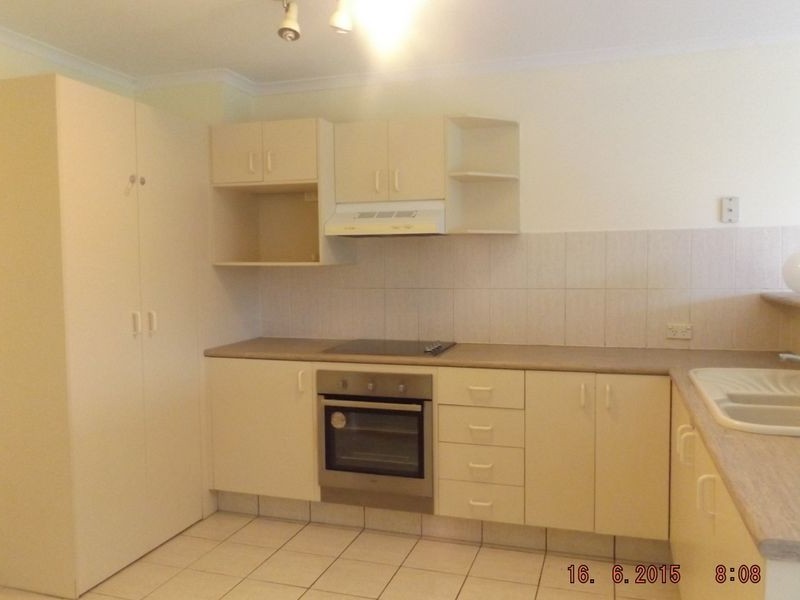 2/17 Yuan Street, Coomera QLD 4209