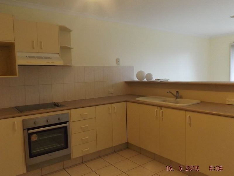 2/17 Yuan Street, Coomera QLD 4209