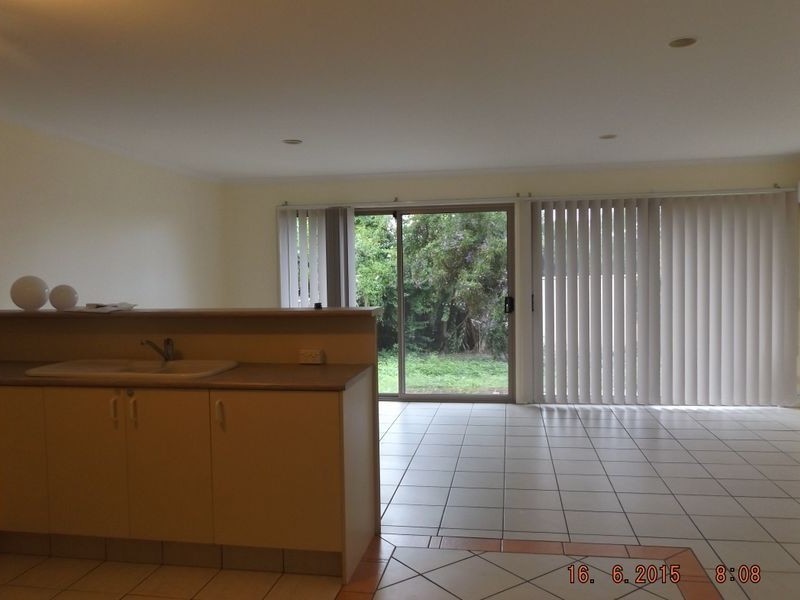 2/17 Yuan Street, Coomera QLD 4209