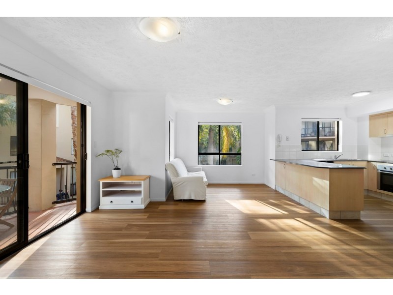 32/61 North Street, Southport QLD 4215