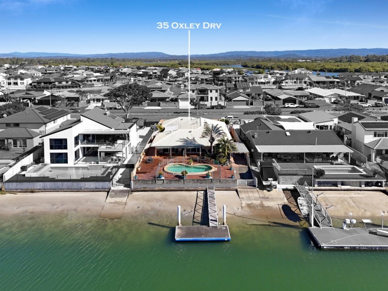 35 Oxley Drive, Paradise Point QLD 4216