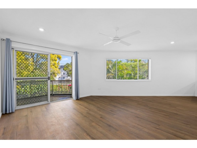 3/143 High Street, Southport QLD 4215