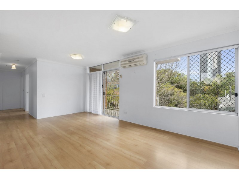 6/25 White Street, Southport QLD 4215