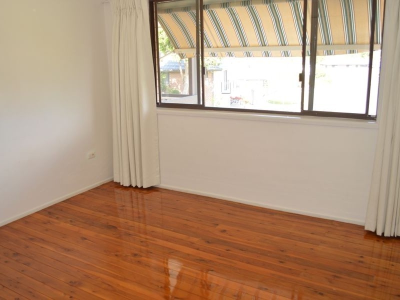30 Crinum Crescent, Southport QLD 4215